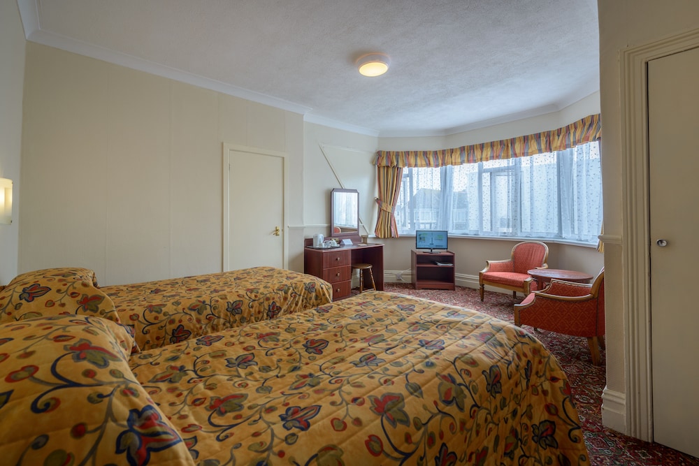 Bournemouth Sands Hotel 34/44