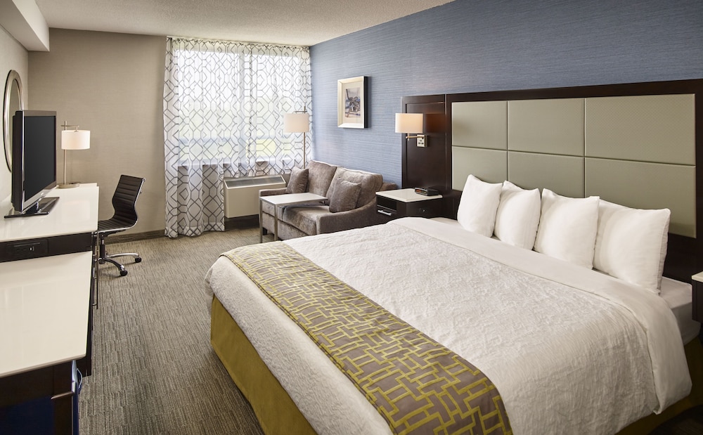Waterfront Hotel Downtown Burlington 8/42