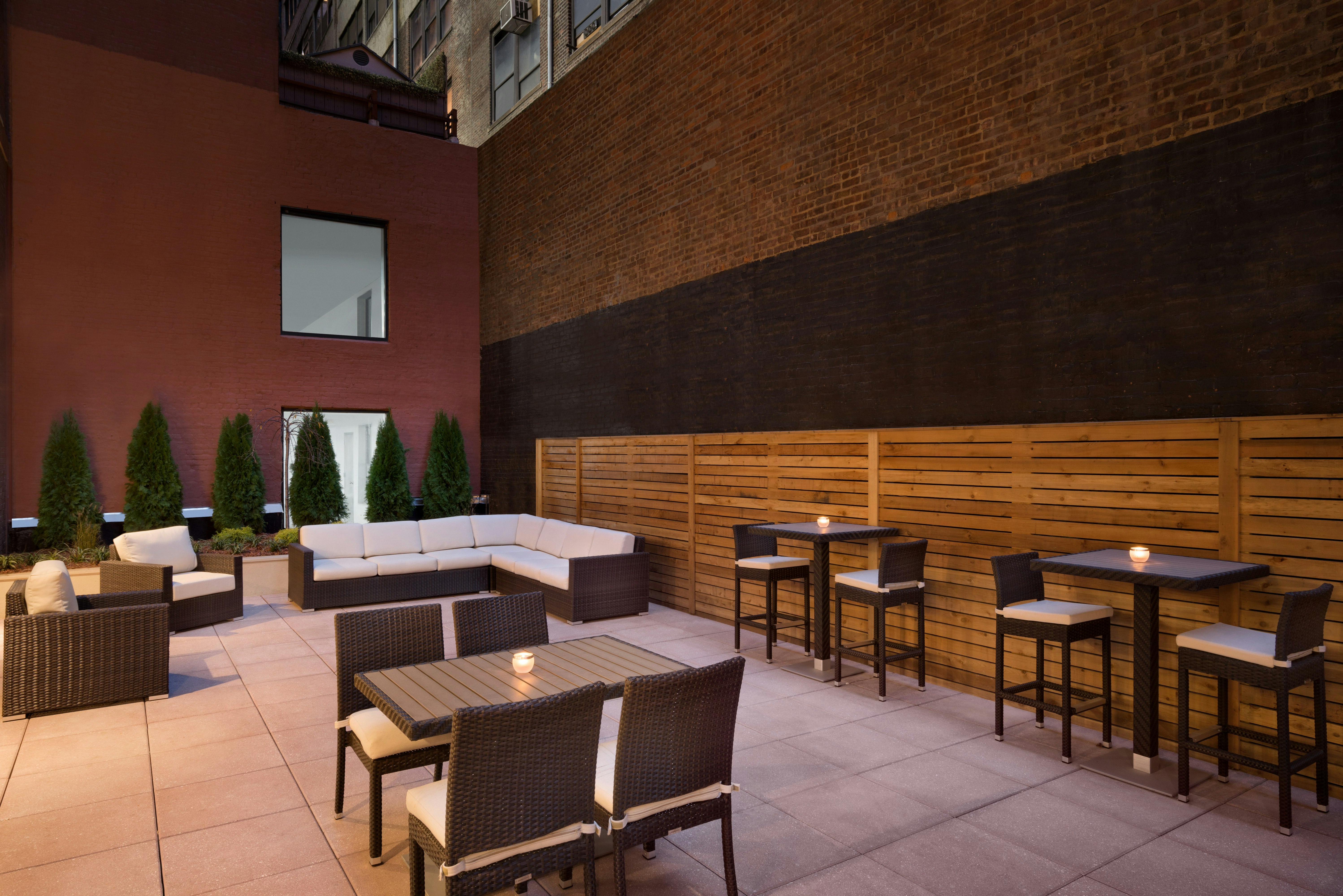 Hilton Garden Inn New York Times Square South 31/33