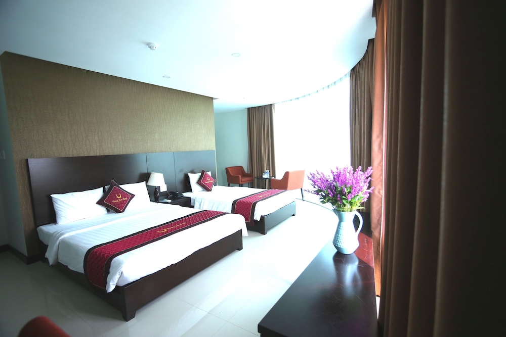 Huong Son Hotel 33/54
