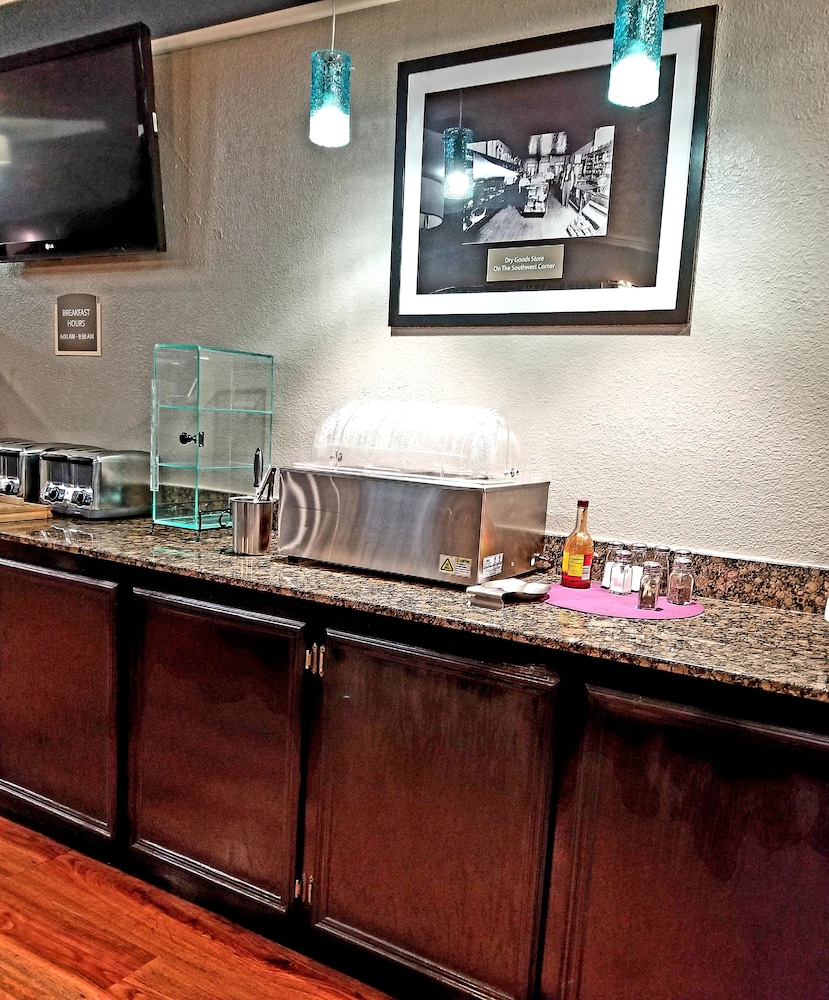 Best Western Post Oak Inn 14/37