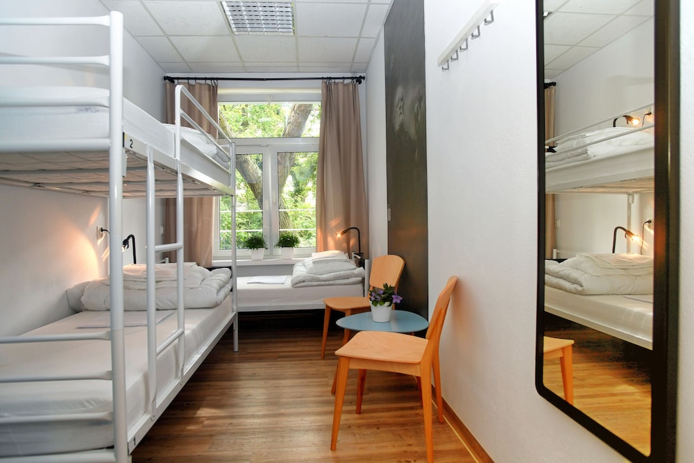 WARSAW HOSTEL CENTRUM 61/73