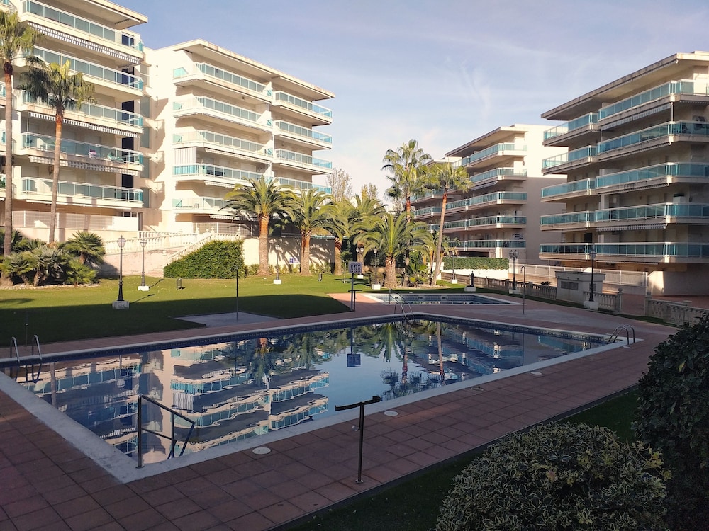 Rentalmar Ventura And Village Park Families Only 45/76