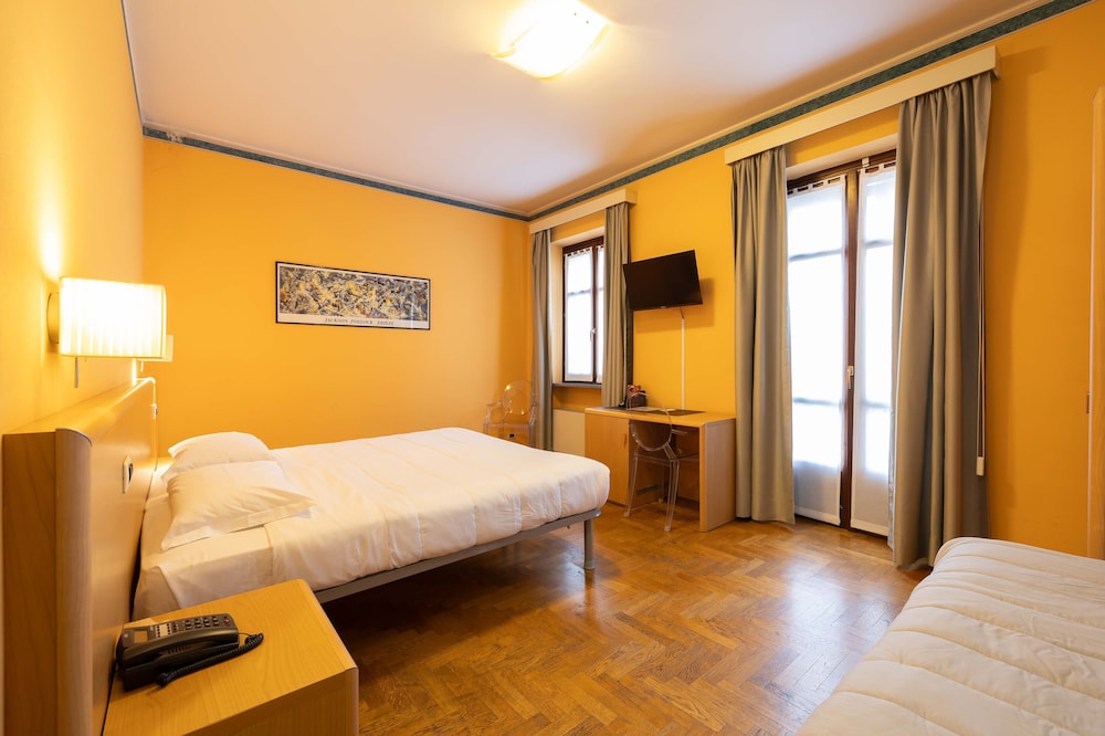La Ferté Restaurant And Suites 13/50
