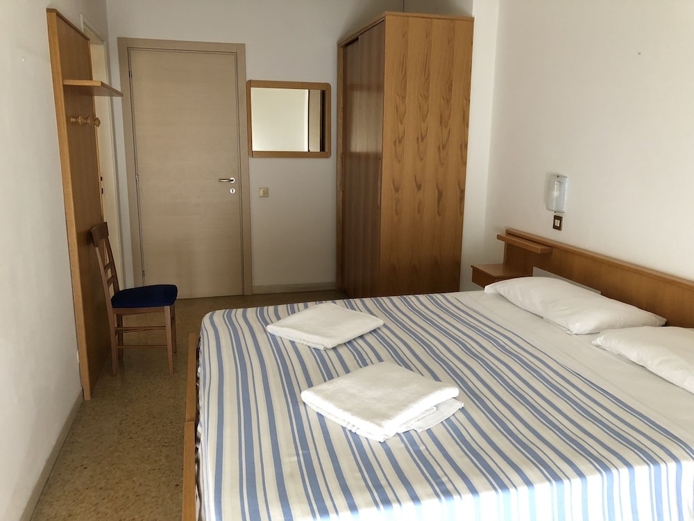 Hotel Adriatico 13/45