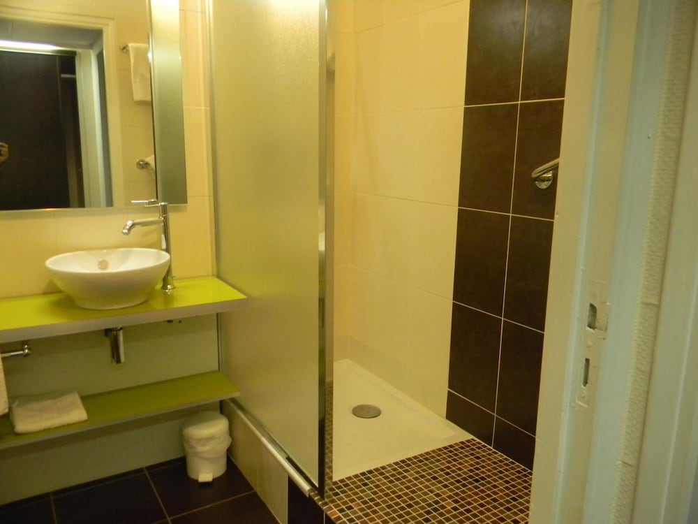 Brit Hotel Cahors Le France 9/61