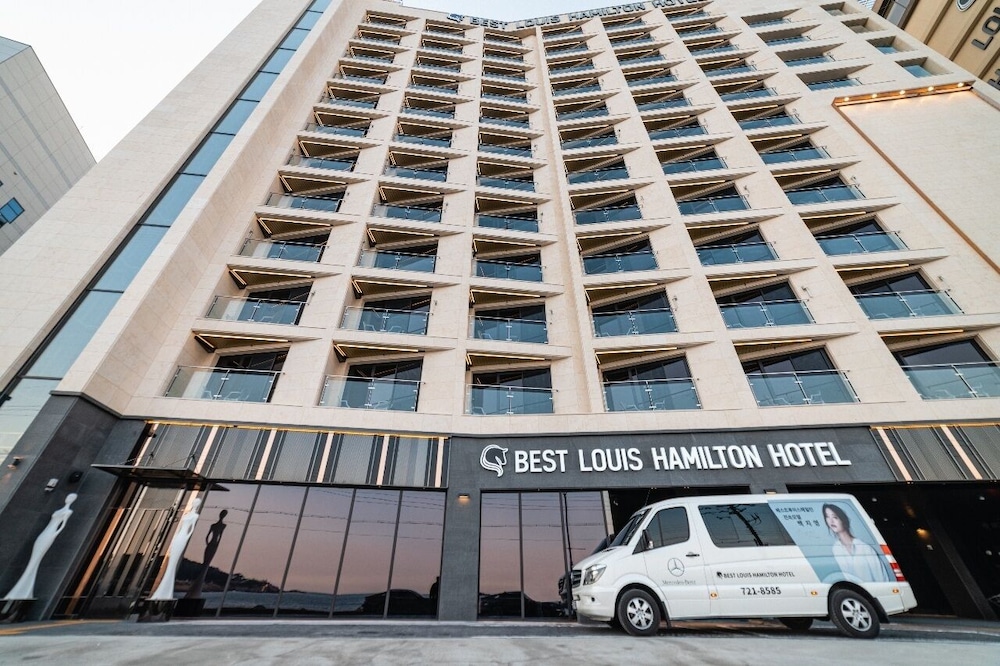 Best Louis Hamilton Hotel Ocean Terrace 2/34
