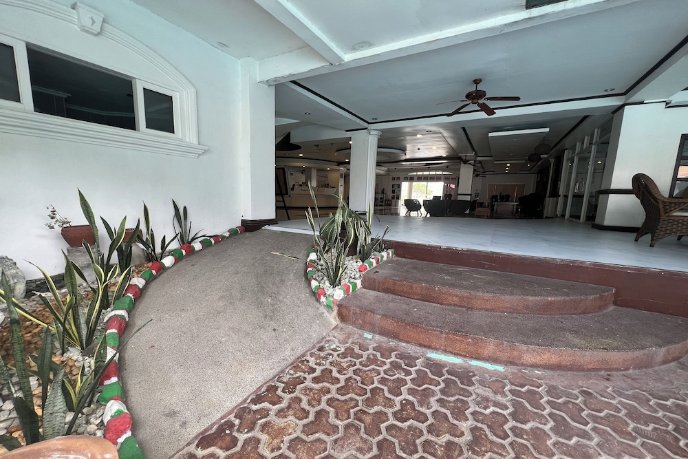 Angeles Palace Hotel 66/72