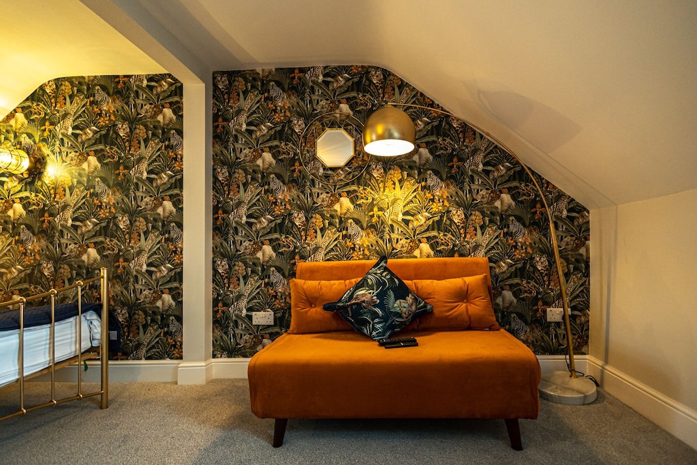 Channel View Guest House 30/44