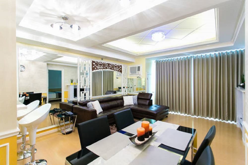 Avant Apartments At The Fort 35/49