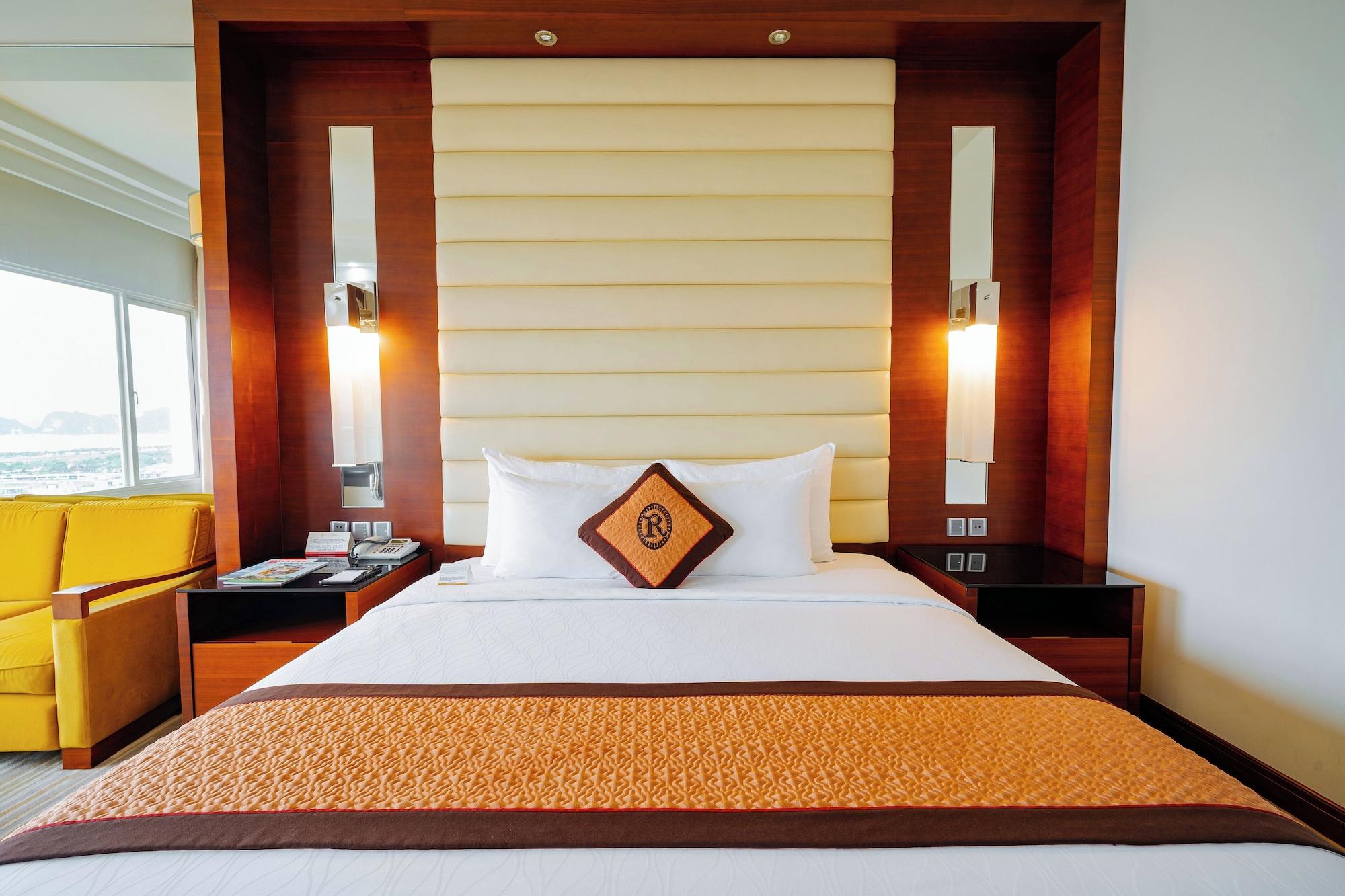 Premium, Double Bed, Hill View