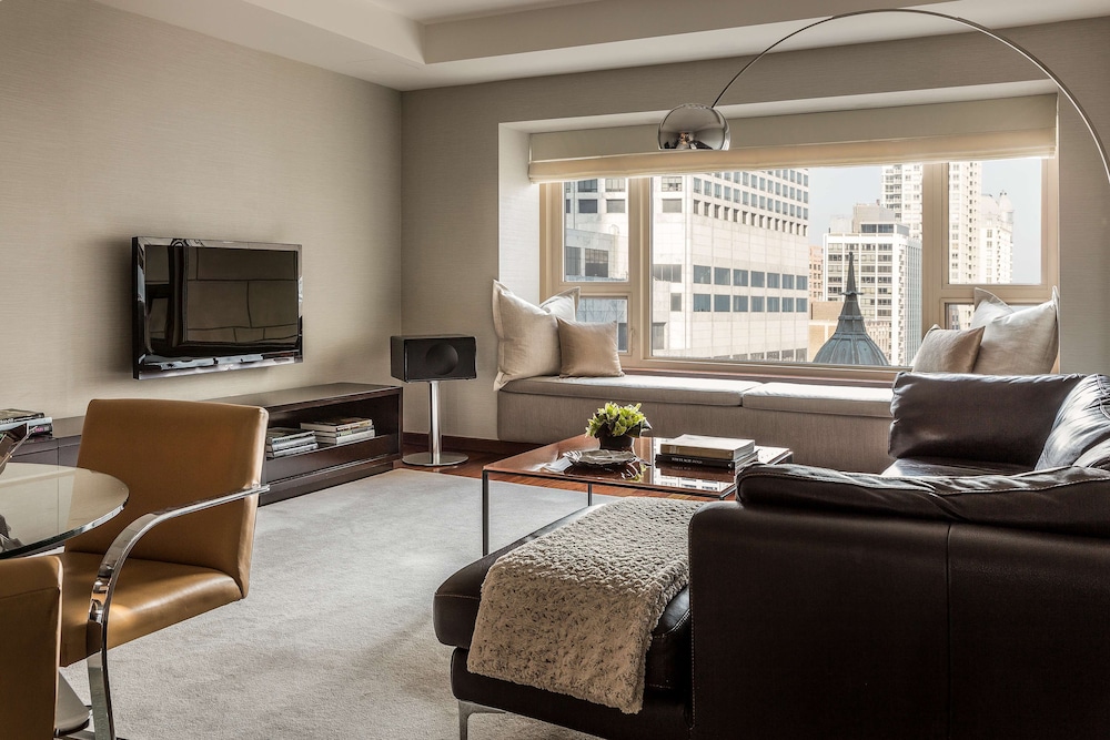Park Hyatt Chicago 62/91