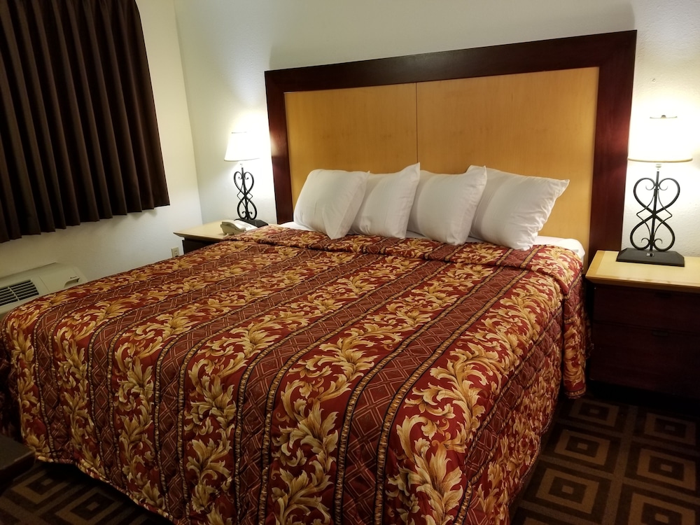 Sea-Tac Crest Motor Inn 9/35