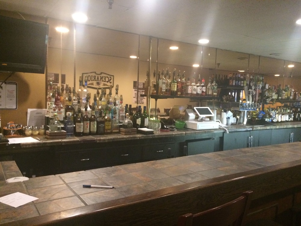 Albany Airport Inn 32/50