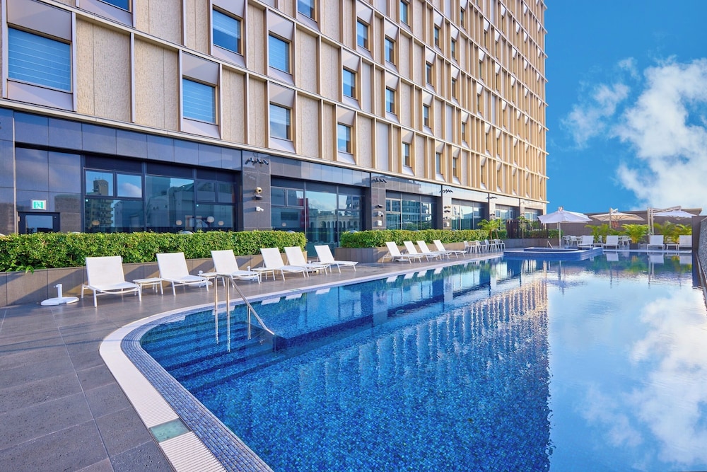 Hotel Collective 46/50