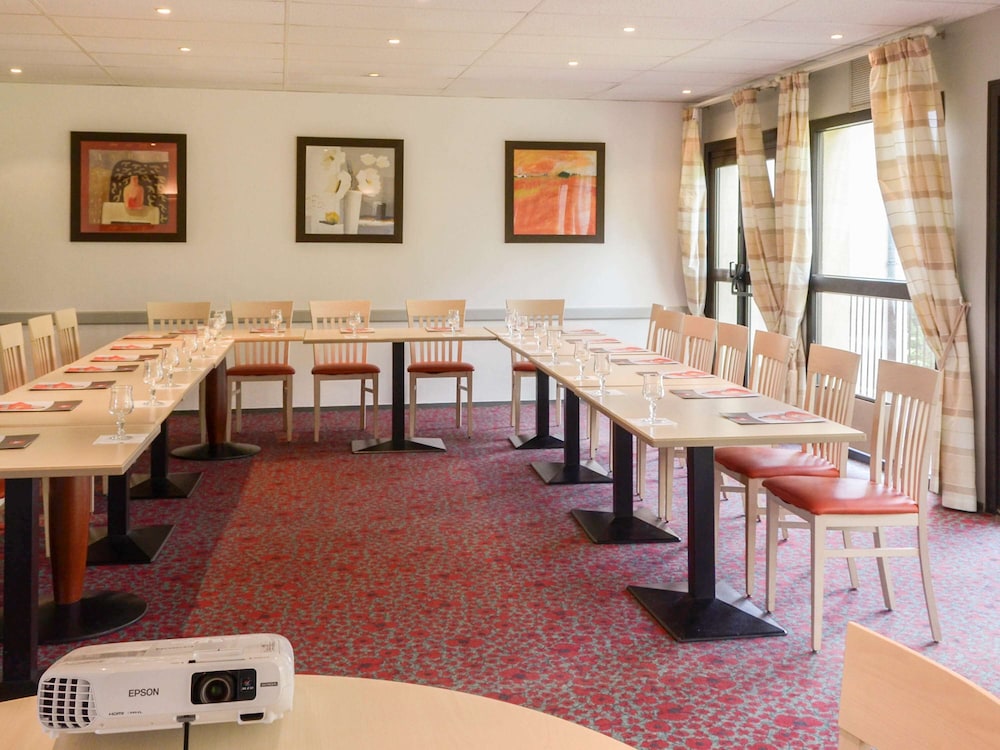 Ibis Nevers 52/63