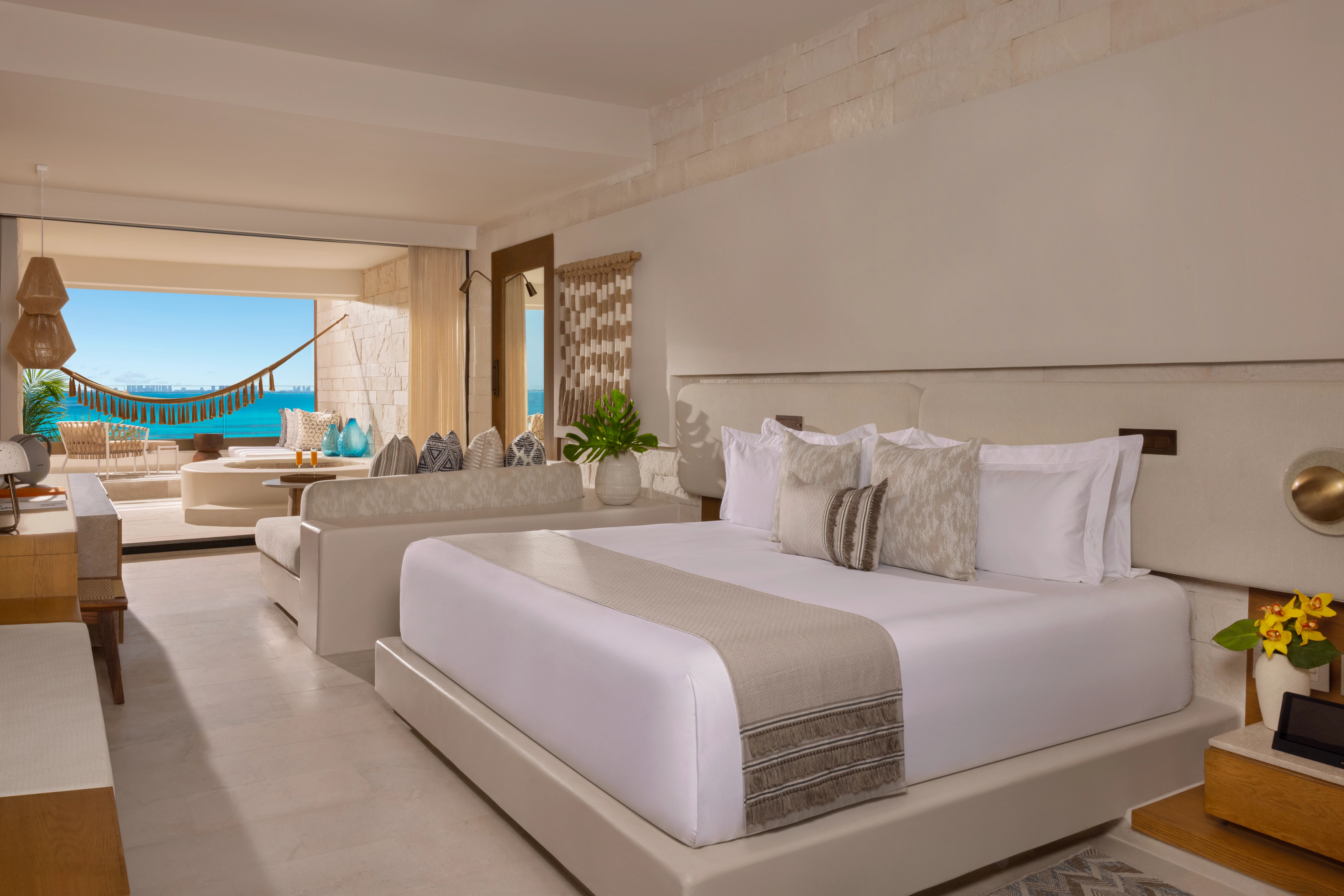 Paramount, Suite, Ocean Front