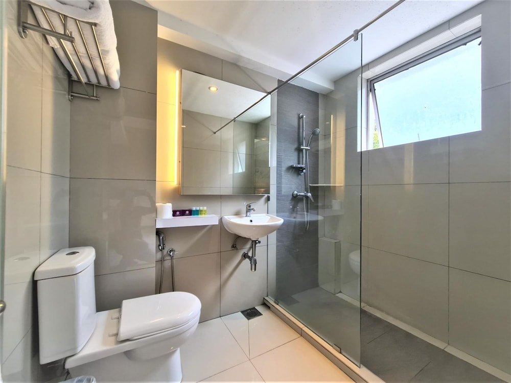 Merdeka Hotel 50/50