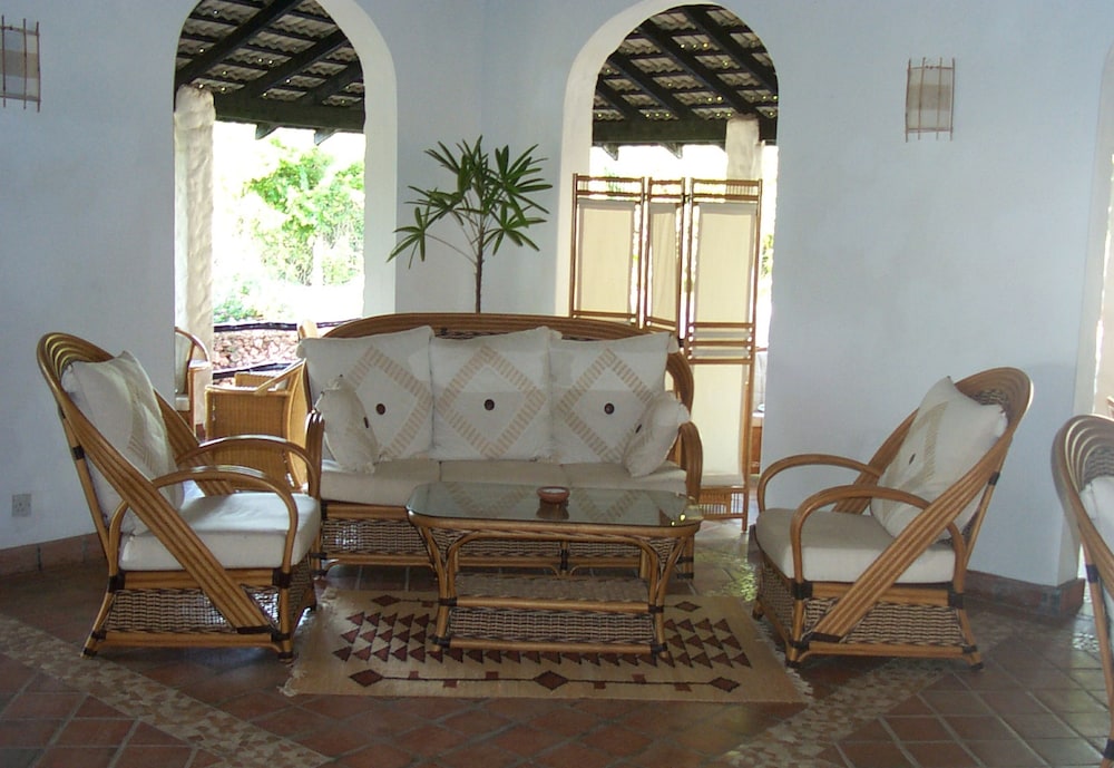 Pinewood Beach Resort and Spa 27/50