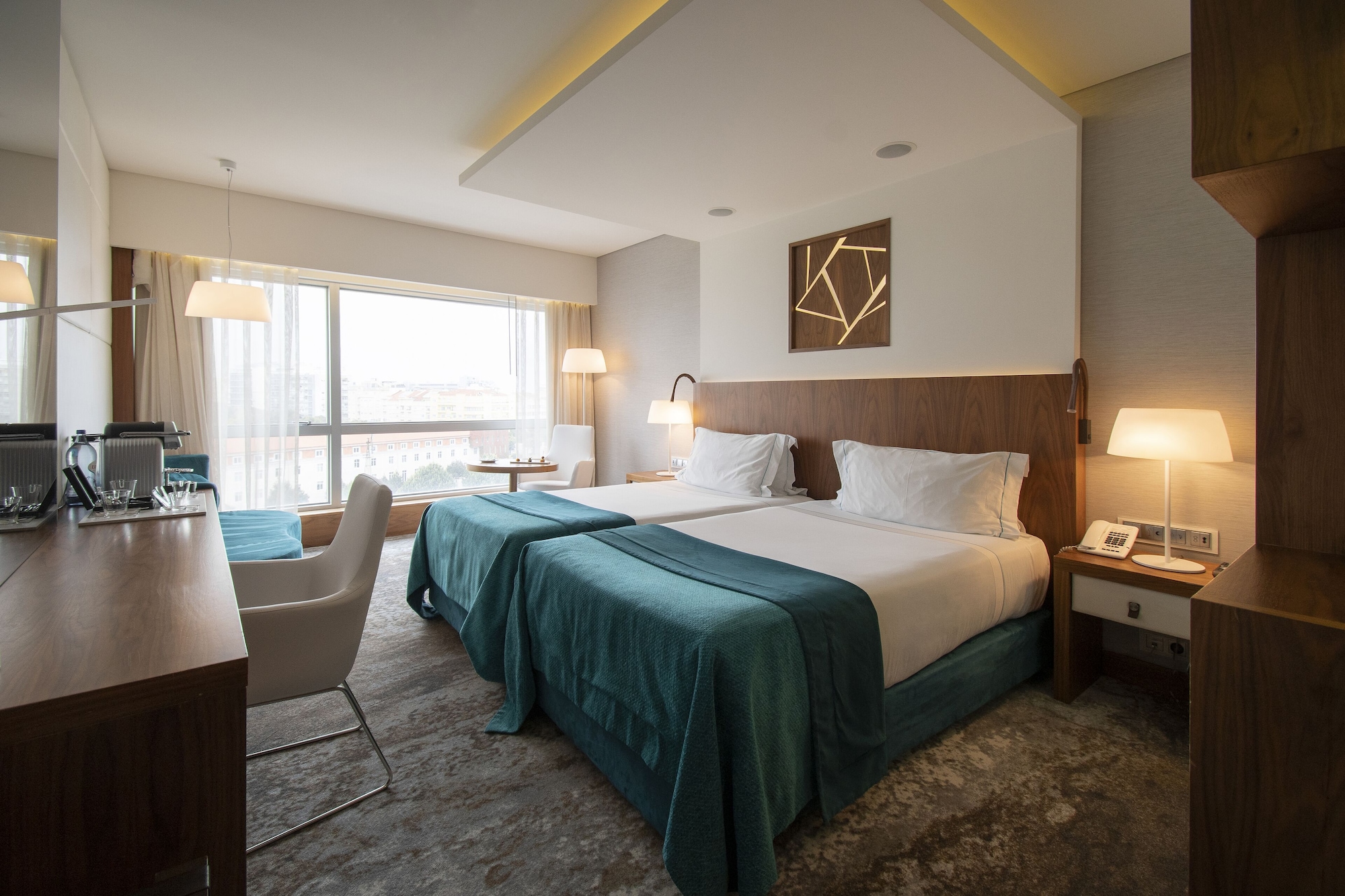 PREMIUM, TWIN BEDS
