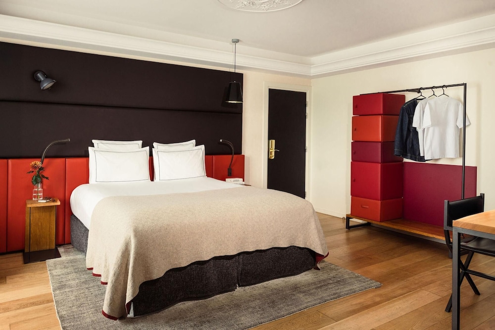 Junior Suite Eiffel View