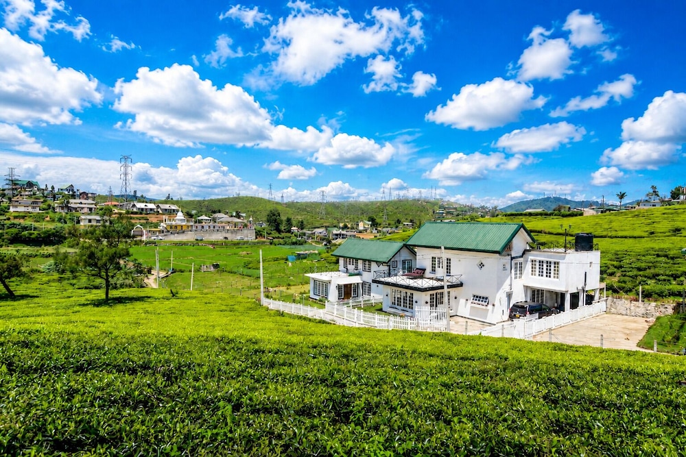 Tea Fields Villa 44/53