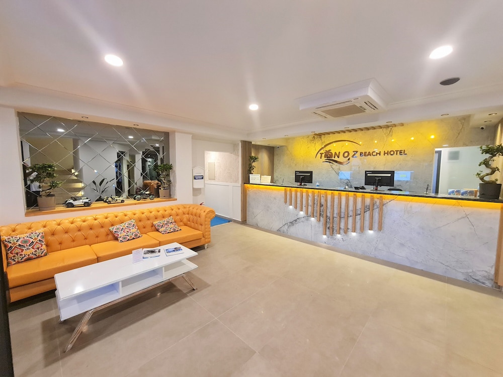 Tonoz Beach Hotel 12/69