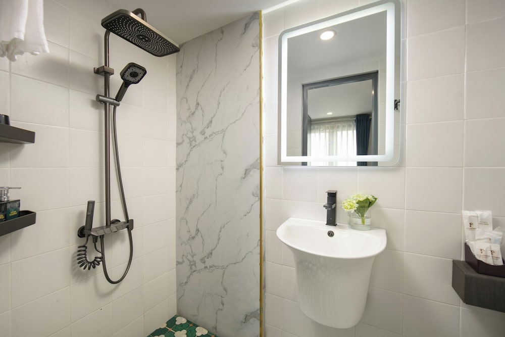 Hanoi La Charm hotel & Spa 49/50