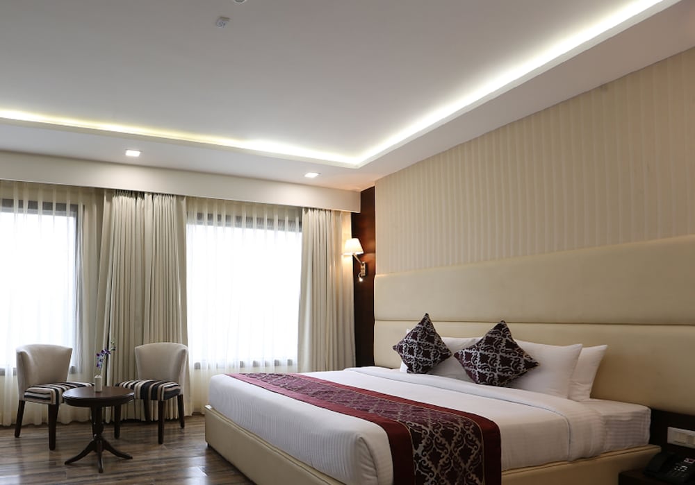 Clarks Inn Suite Gwalior 12/41