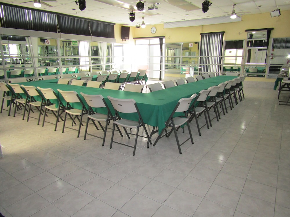 Hotel Ruma San Luis 49/53