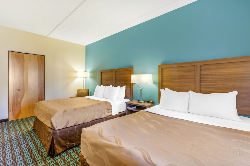 Quality Inn and Suites Sandusky 7/40