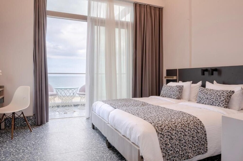 Premium, Suite, King Bed, Sea View, Two Story, Sofa