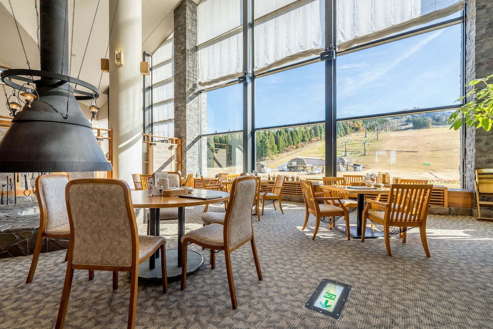 HOTEL HARVEST SKI JAM KATSUYAMA 57/72