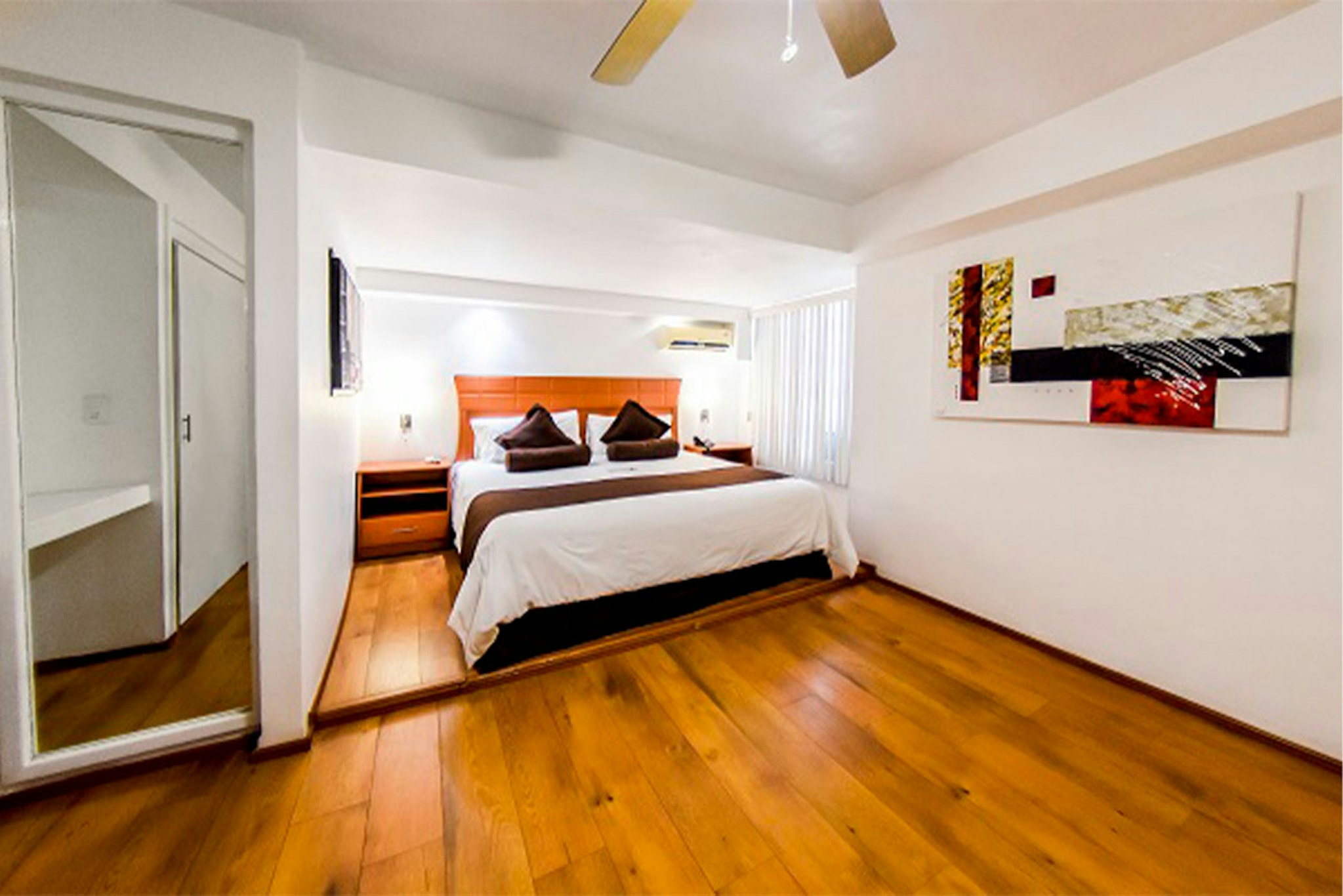 European Life Style Executive Suites Gallery 12/50