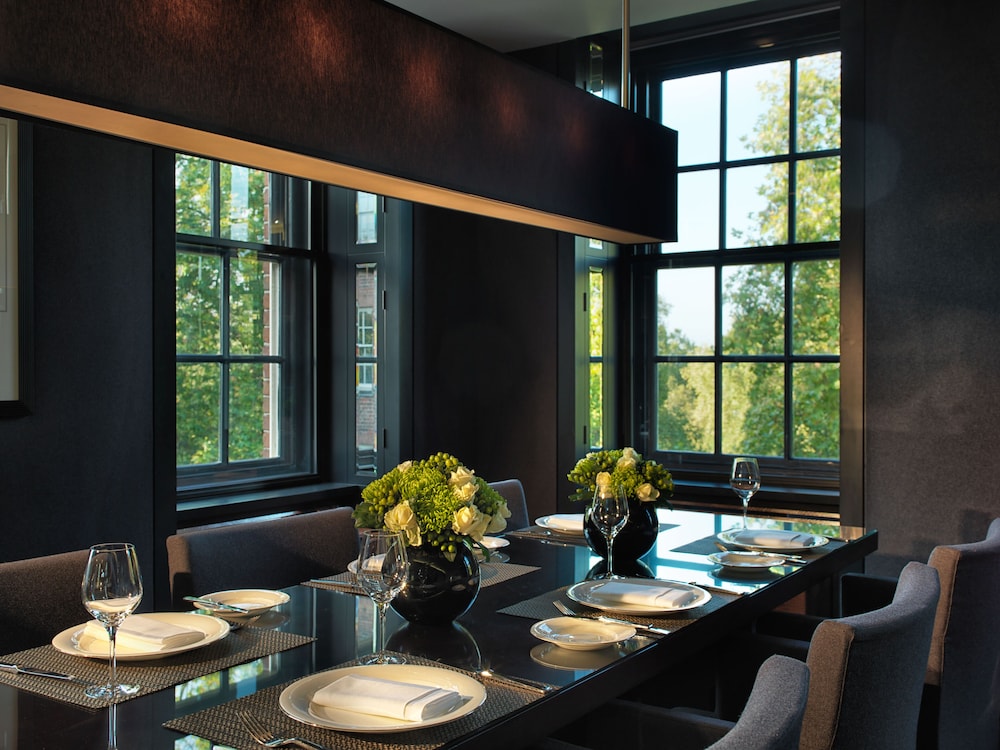 Grosvenor House Suites 35/41