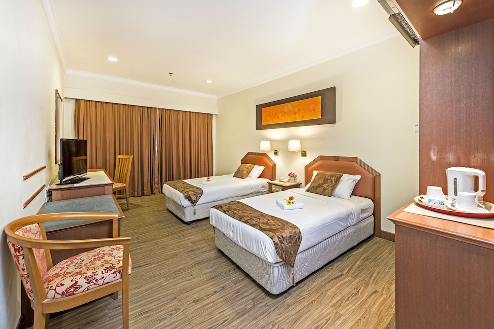 Hotel 81 Tristar 13/22
