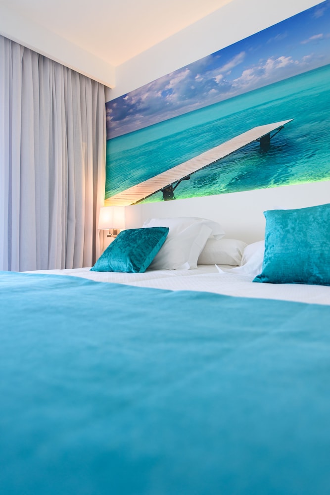 Plaza Santa Ponsa Boutique - Adults Only 32/73