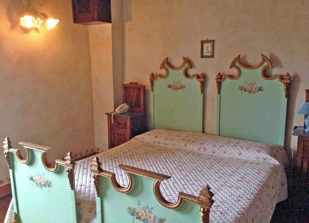 Residenza D'epoca Il Biribino 38/50