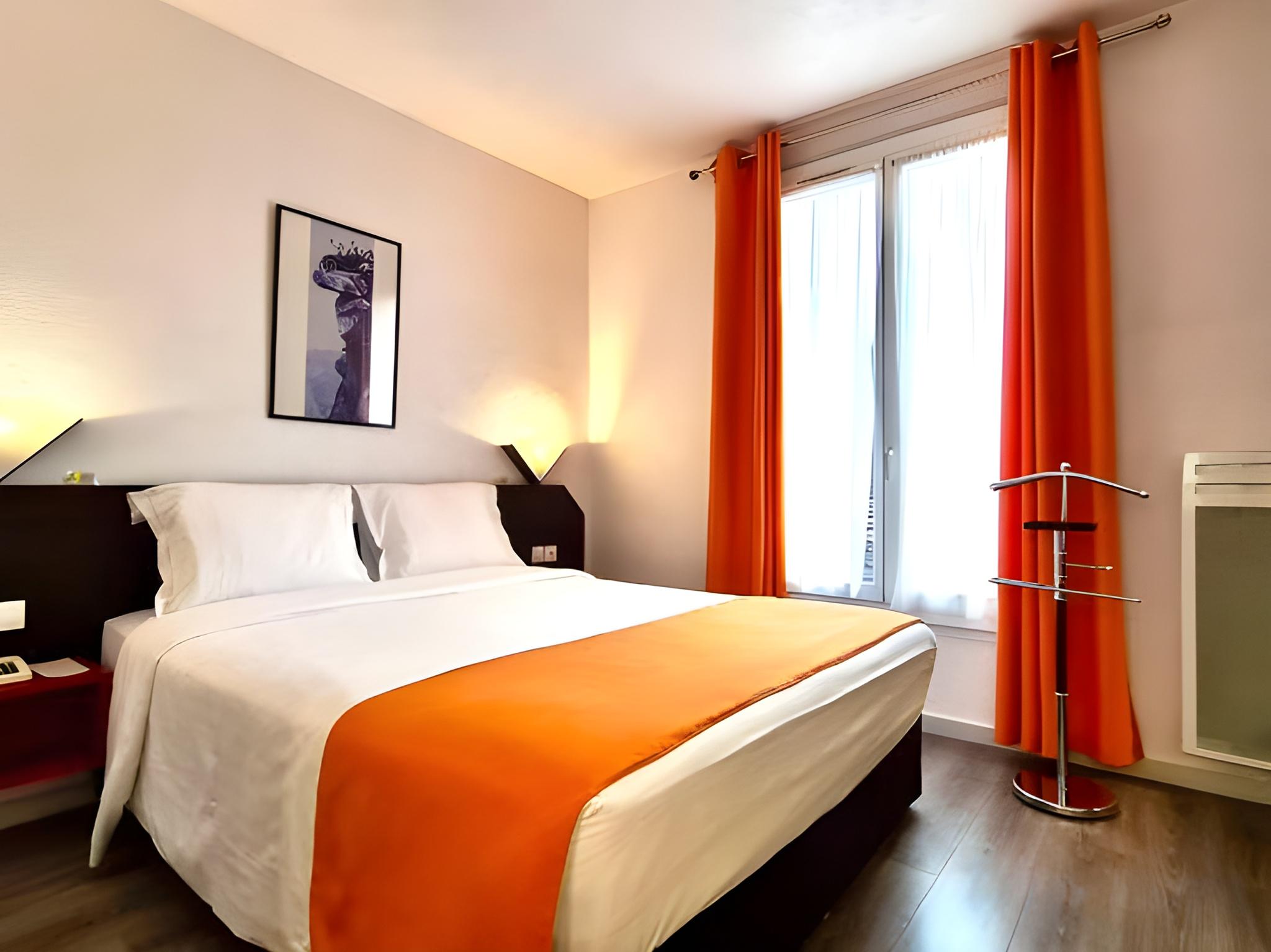 Room, Double Bed