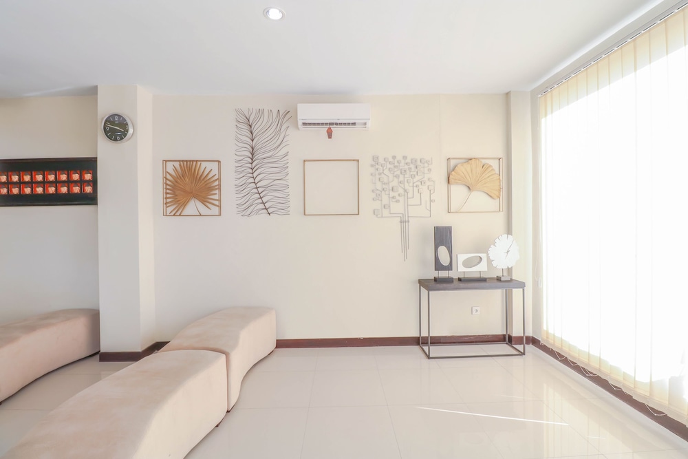 Super OYO Balitone Residence 22/31