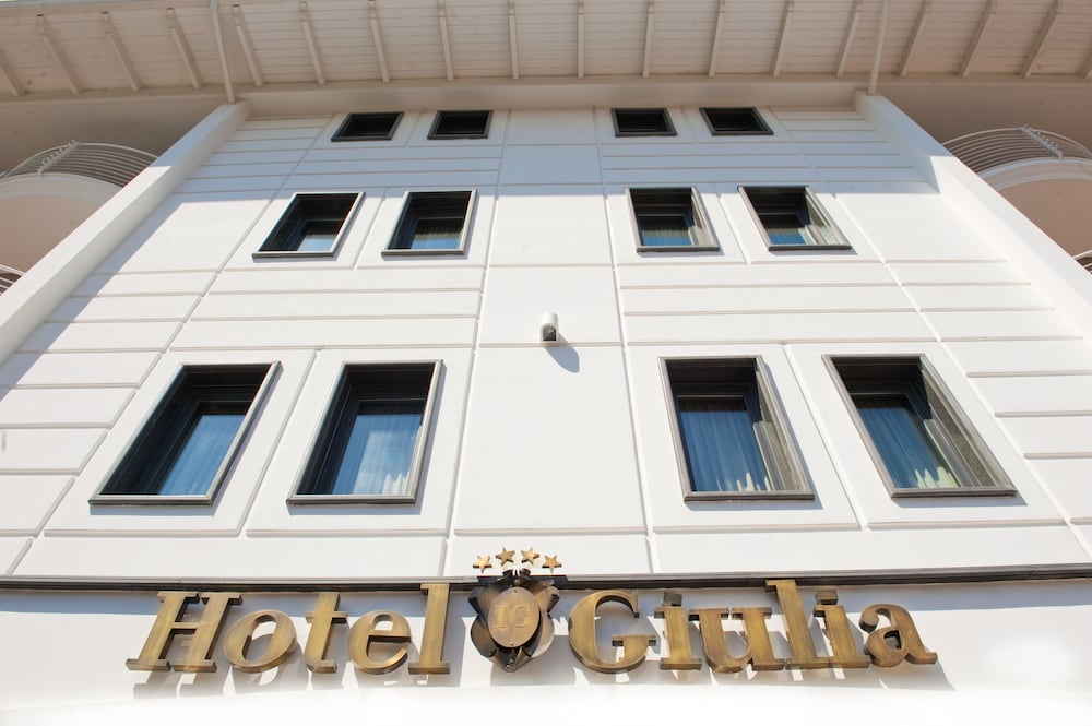 Hotel Giulia 1/74
