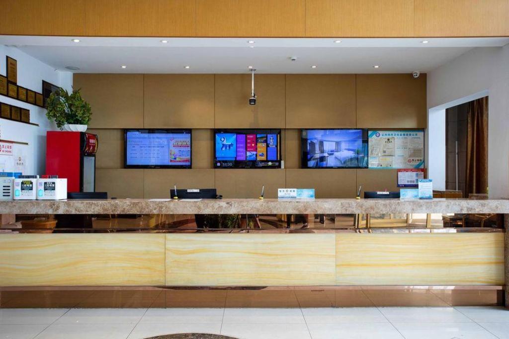 GreenTree Inn Jiangsu Wuxi Jiangyin Yunting Changshan Avenue ChenGYAng Road Business Hotel 3/37