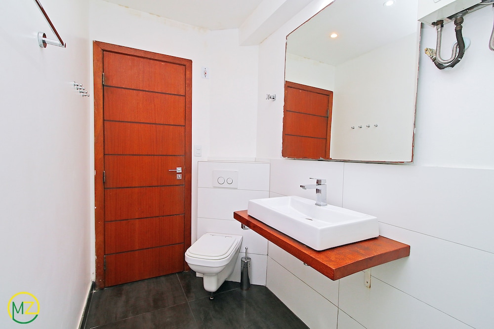 Mz Apartments Duvivier 20/25