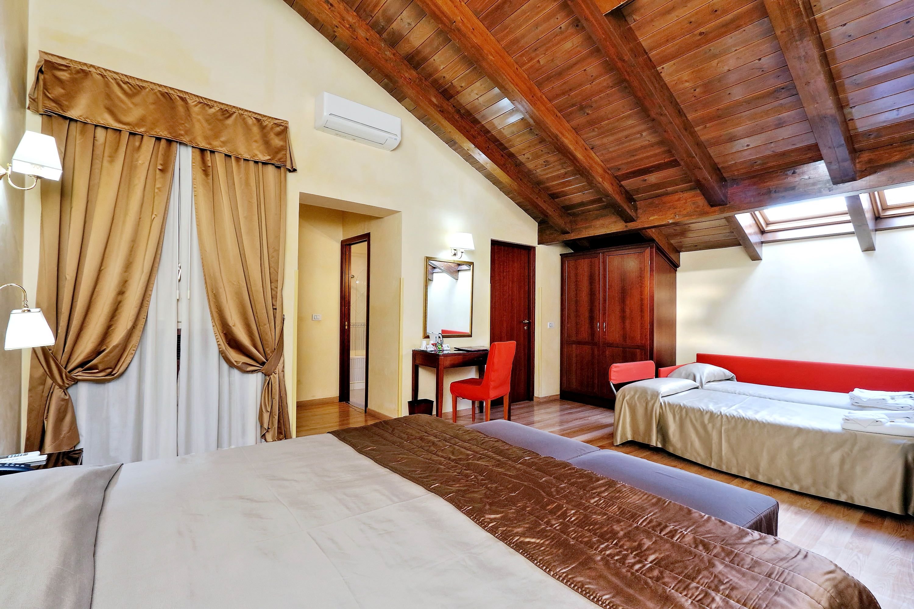 Camelia Hotel 13/56