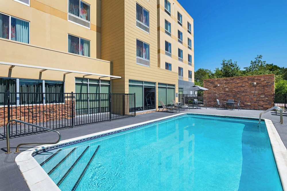 Fairfield Inn And Suites By Marriott Austin San Marcos 40/46