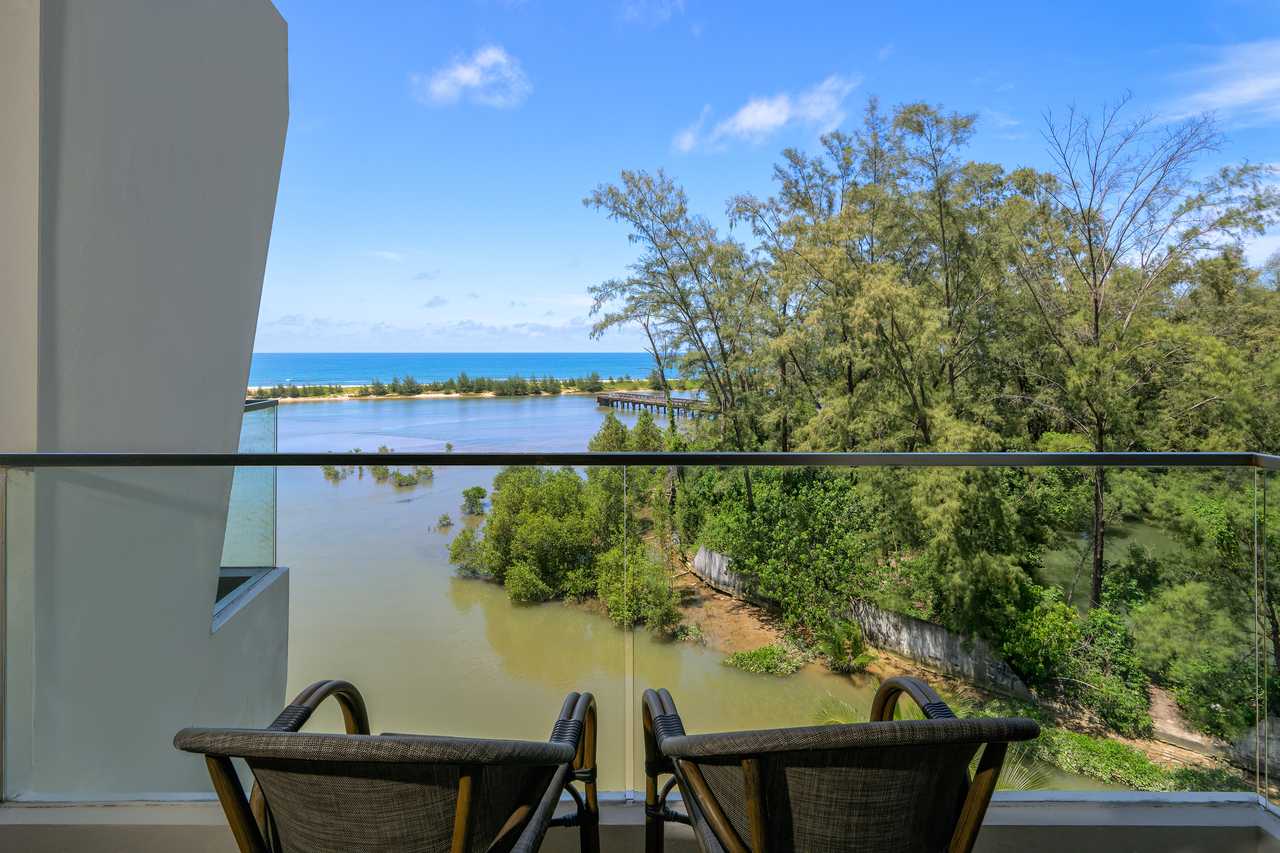 The Hotspring Beach Resort and Spa 53/59