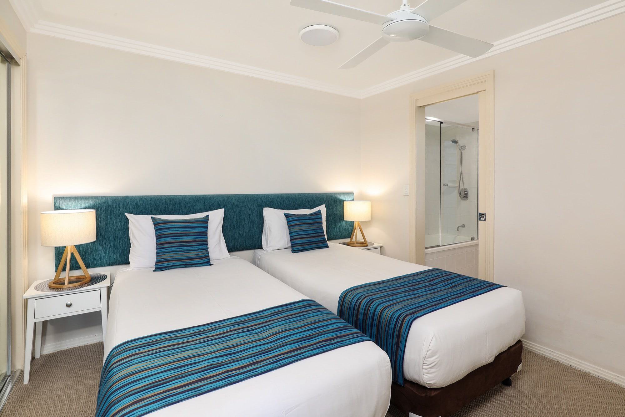 2 Bedrooms, Apartment, Water Front