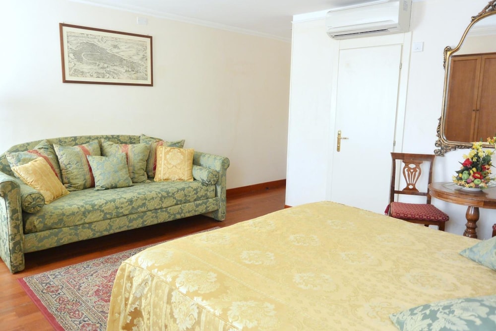 San Zulian Hotel 21/38