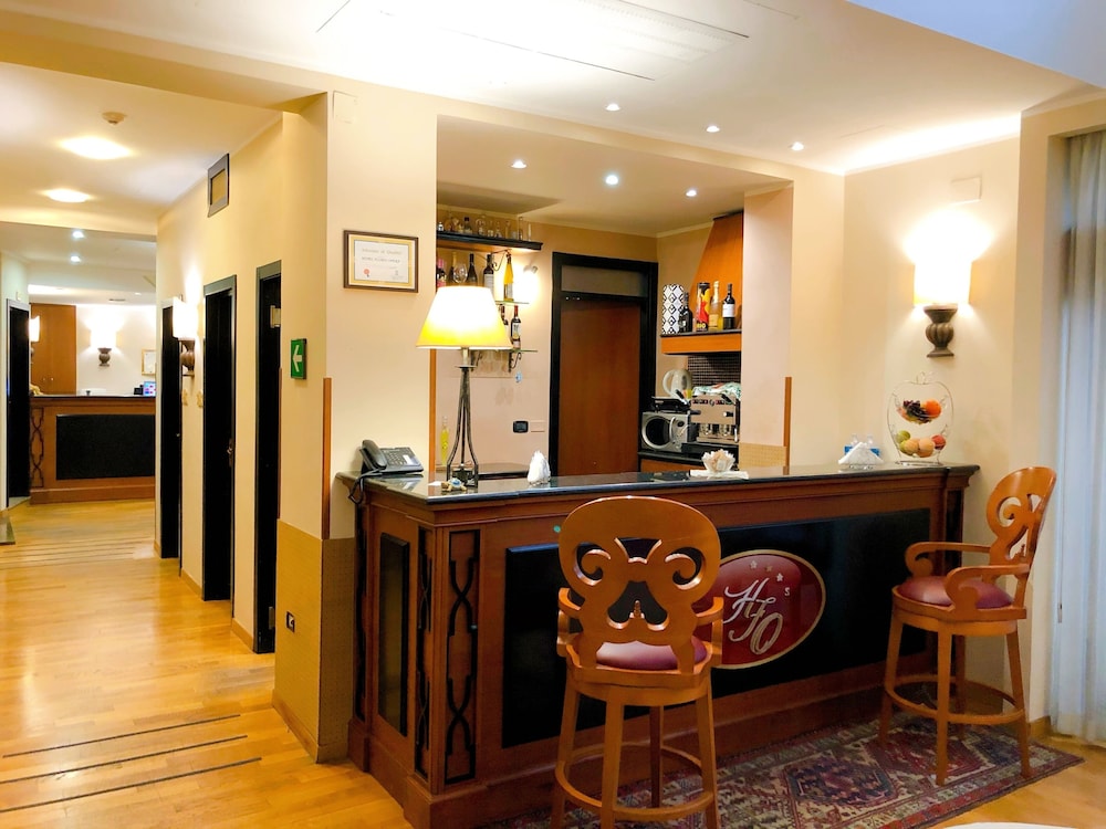 Florio Opera Hotel 4/65