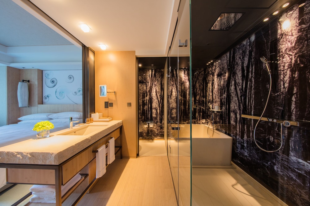 Marriott Hong Kong Ocean Park Hotel 8/50
